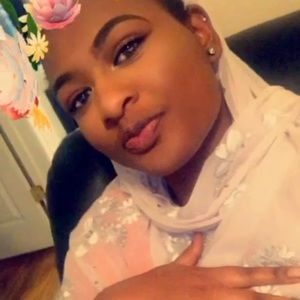 Meet your Posher, Mame diarra